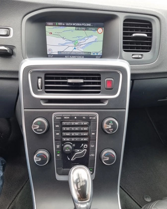 Volvo S60 cena 32900 przebieg: 294000, rok produkcji 2013 z Augustów małe 172